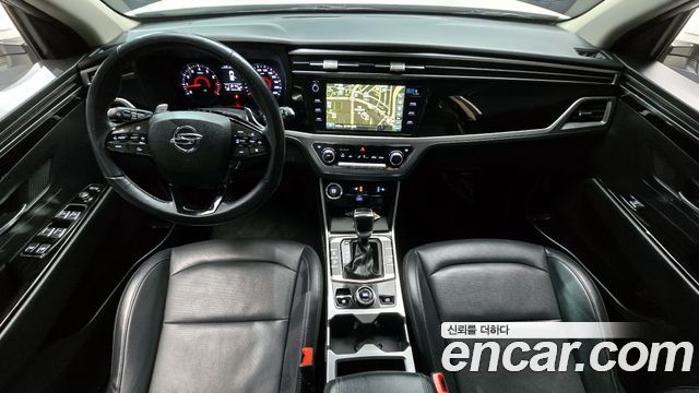 KG Mobility Korando — interior