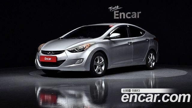 Hyundai Avante — exterior