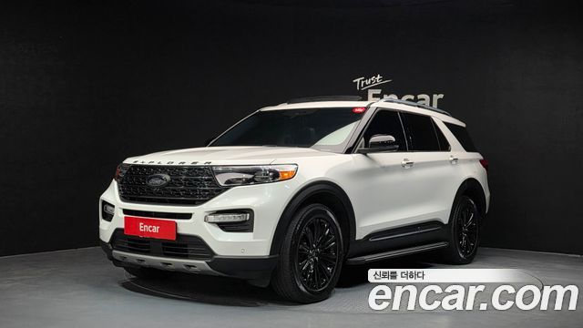 Ford Explorer — exterior