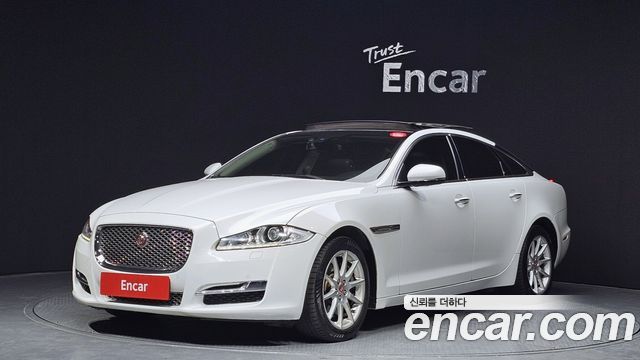 Jaguar XJ — exterior