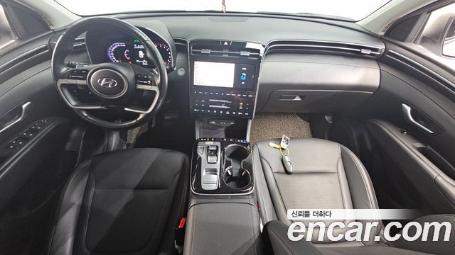 Hyundai Tucson — interior