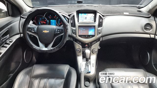 Chevrolet Korea Cruze — interior