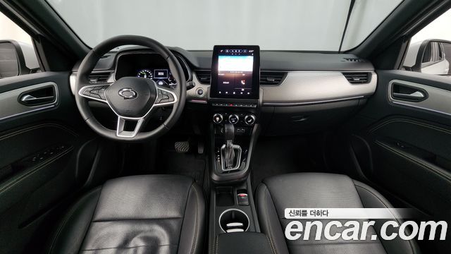 Renault Korea XM3 — interior