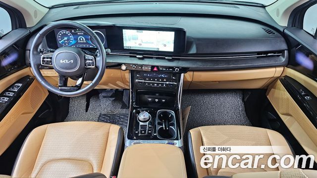 Kia Carnival — interior