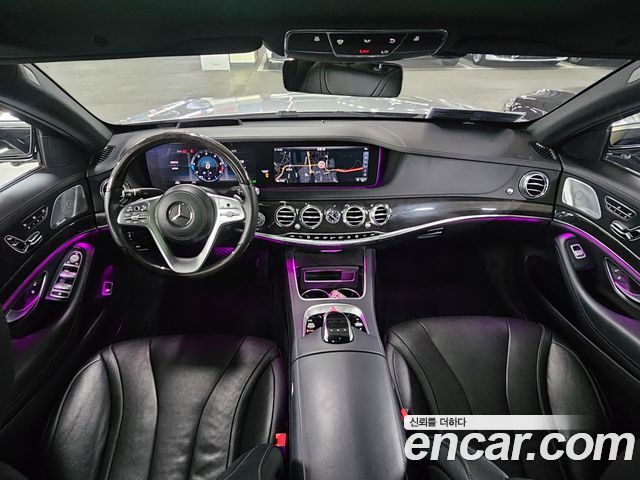 Mercedes-Benz S-Class — interior
