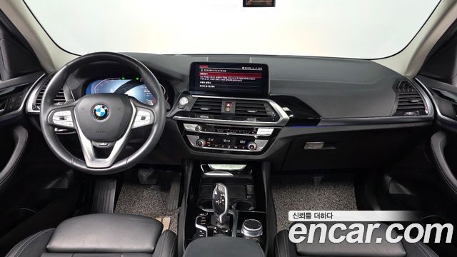 BMW X3 — interior