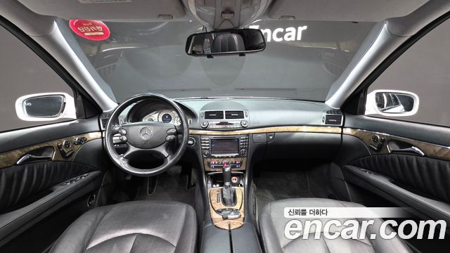 Mercedes-Benz E-Class — interior