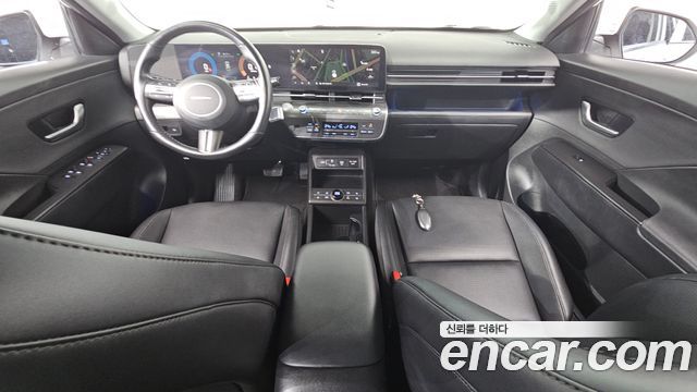 Hyundai Kona — interior