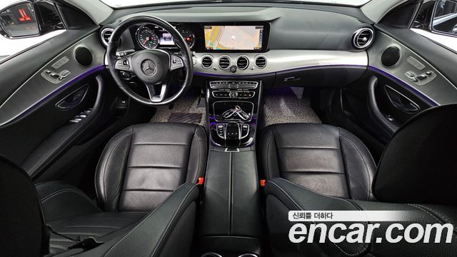 Mercedes-Benz E-Class — interior