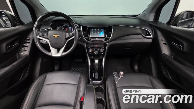 Chevrolet Korea Trax — interior