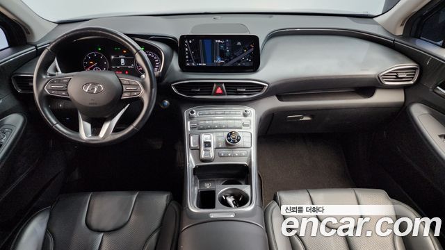 Hyundai Santa Fe — interior