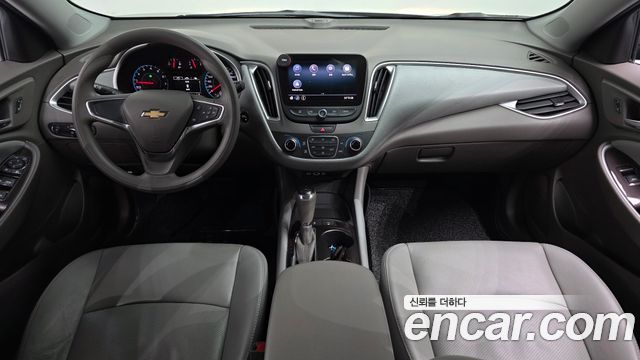 Chevrolet Korea Malibu — interior