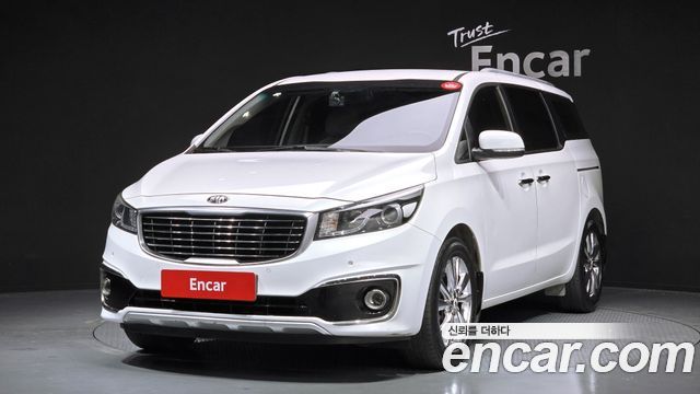 Kia Carnival — exterior