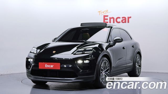 Porsche Macan — exterior