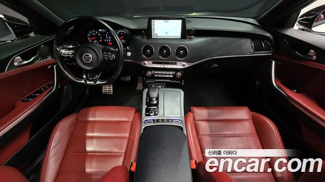 Kia Stinger — interior