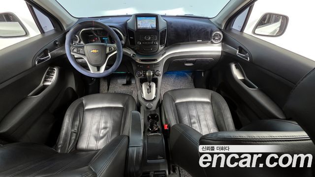 Chevrolet Korea Orlando — interior