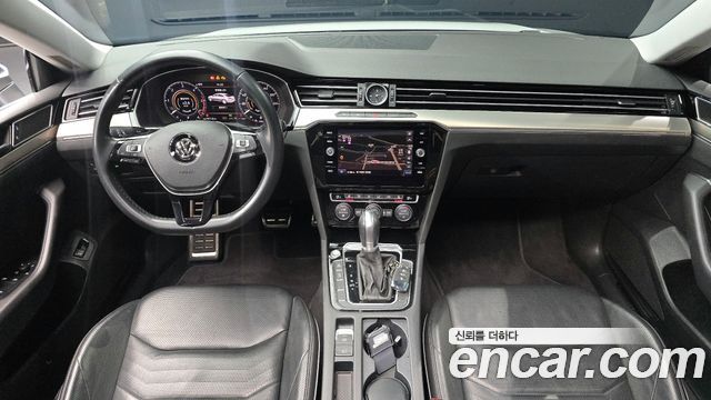 Volkswagen Arteon — interior