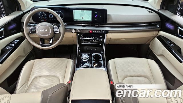 Kia Carnival — interior