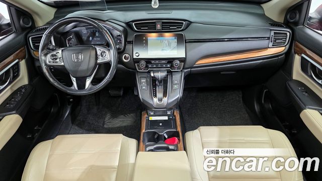 Honda CR-V — interior