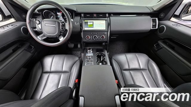 Land Rover Discovery — interior