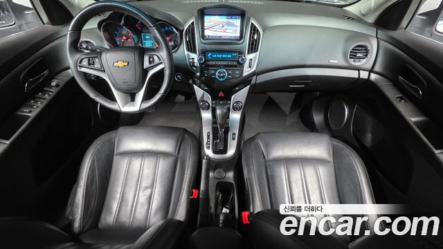 Chevrolet Korea Cruze — interior