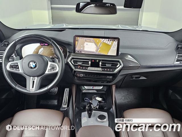 BMW X4 — interior