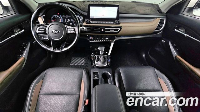 Kia Seltos — interior