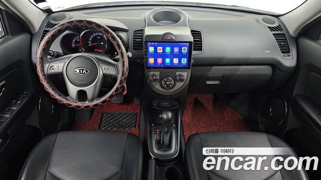 Kia Soul — interior