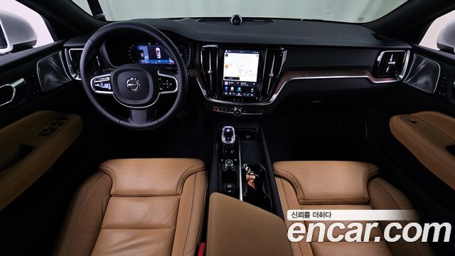 Volvo S60 — interior