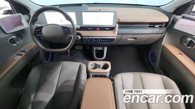 Hyundai IONIQ 5 — interior