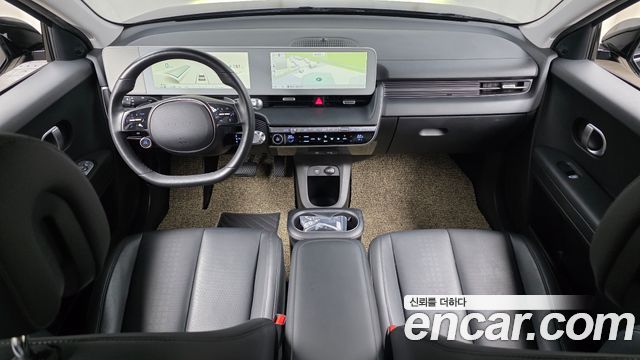 Hyundai IONIQ 5 — interior