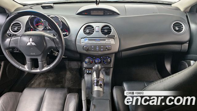 Mitsubishi Eclipse — interior