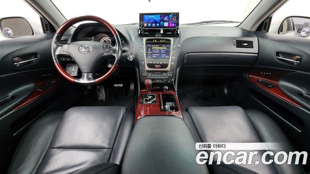Lexus GS — interior