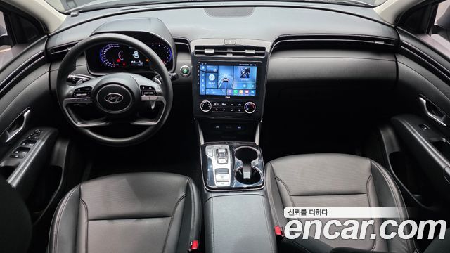 Hyundai Tucson — interior