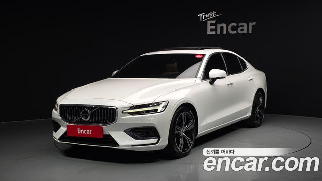 Volvo S60 — exterior