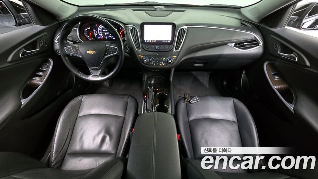 Chevrolet Korea Malibu — interior