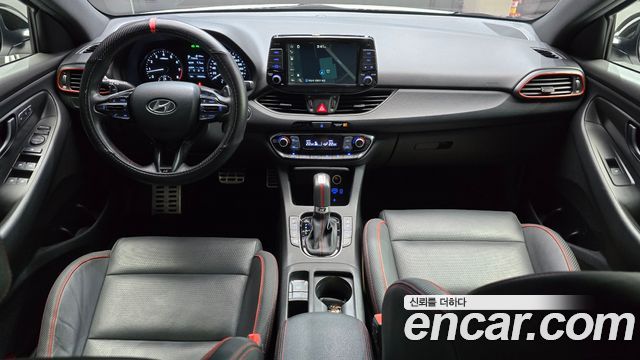 Hyundai i30 — interior