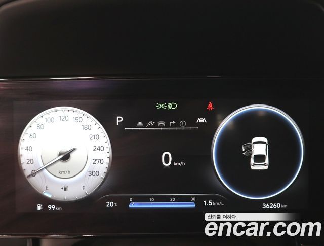 Hyundai Avante — interior