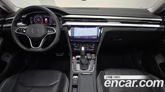 Volkswagen Arteon — interior