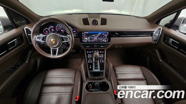 Porsche Cayenne — interior