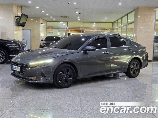 Hyundai Avante — exterior