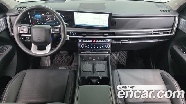 Hyundai Santa Fe — interior