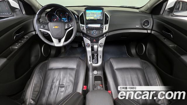 Chevrolet Korea Cruze — interior