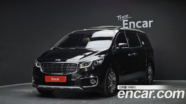 Kia Carnival — exterior