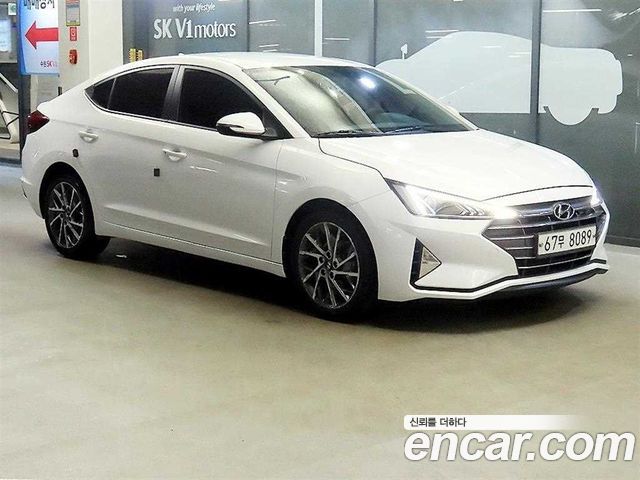 Hyundai Avante — exterior