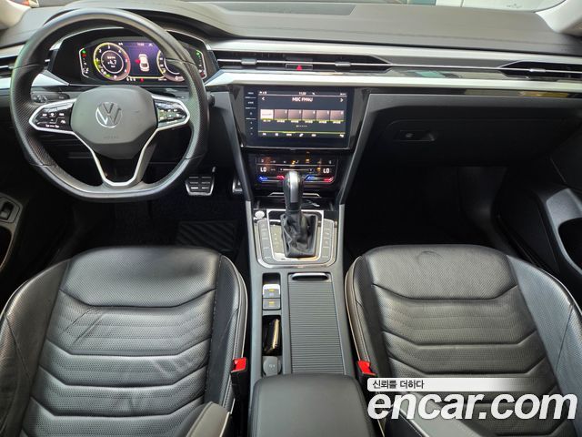 Volkswagen Arteon — interior