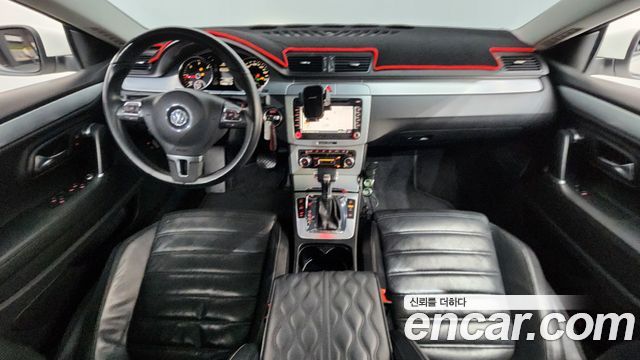 Volkswagen CC — interior