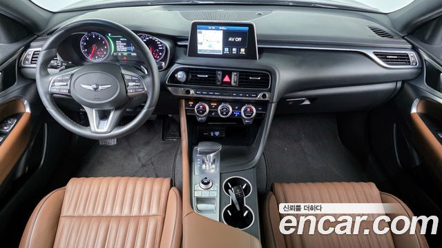 Genesis G70 — interior