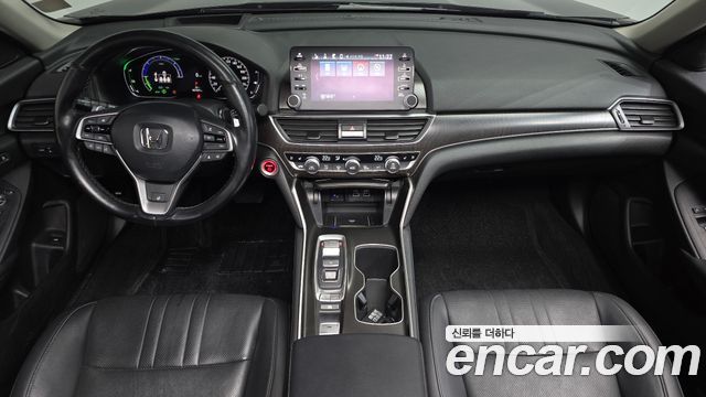 Honda Accord — interior