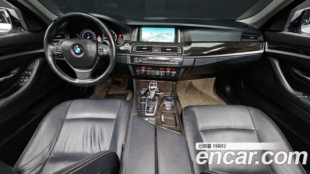 BMW 5 Series — interior